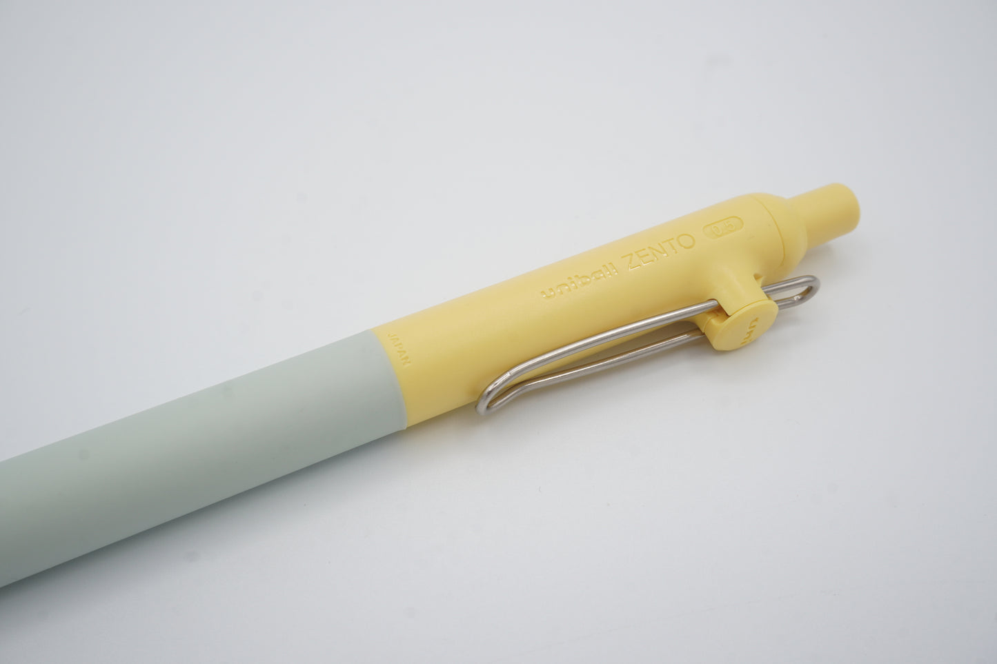 Mitsubishi Pencil Uni-Ball Zento 0.5mm (Life is unique exclusive)