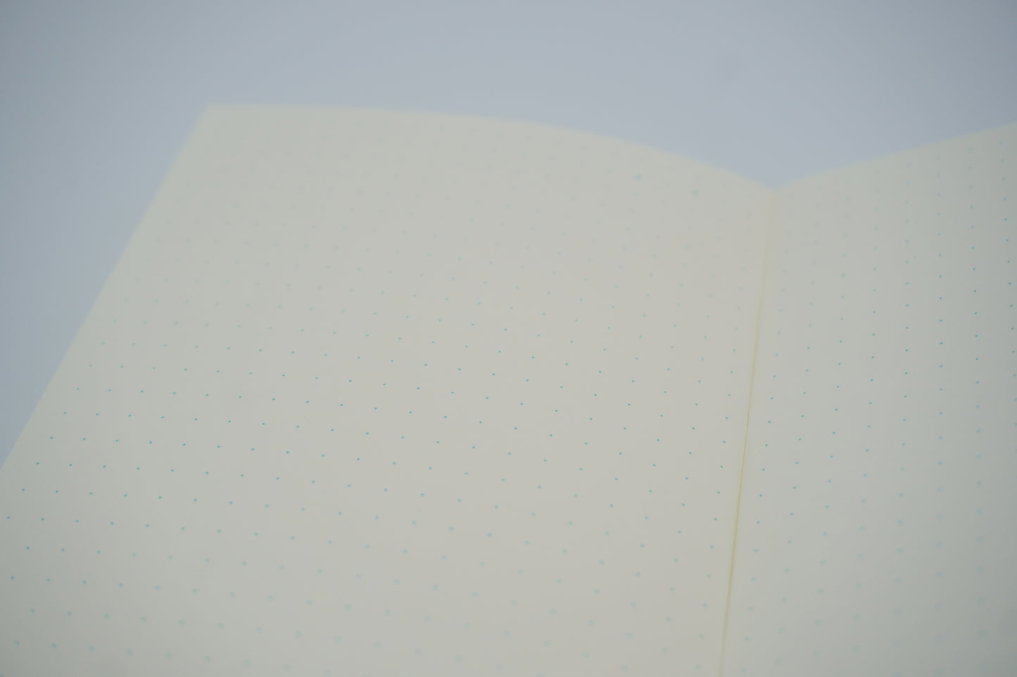 MD NOTEBOOK <A6> Dot Grid