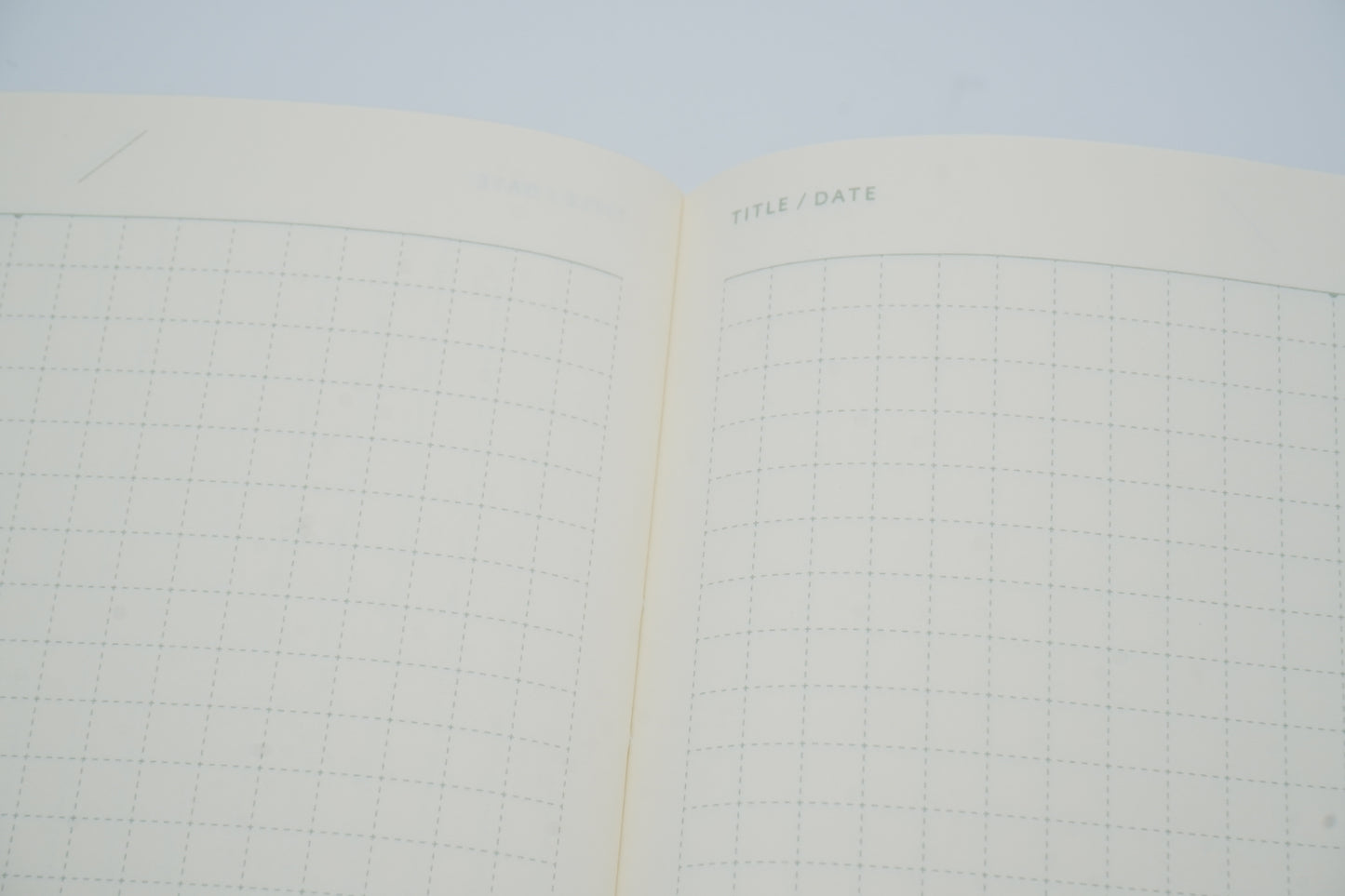 El Commun Cotomo - Notebook B6 Grid