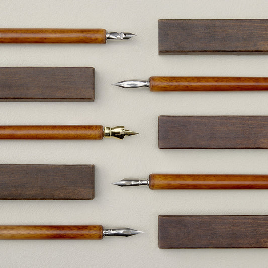 Wearingeul Wooden Dip Pen Holder