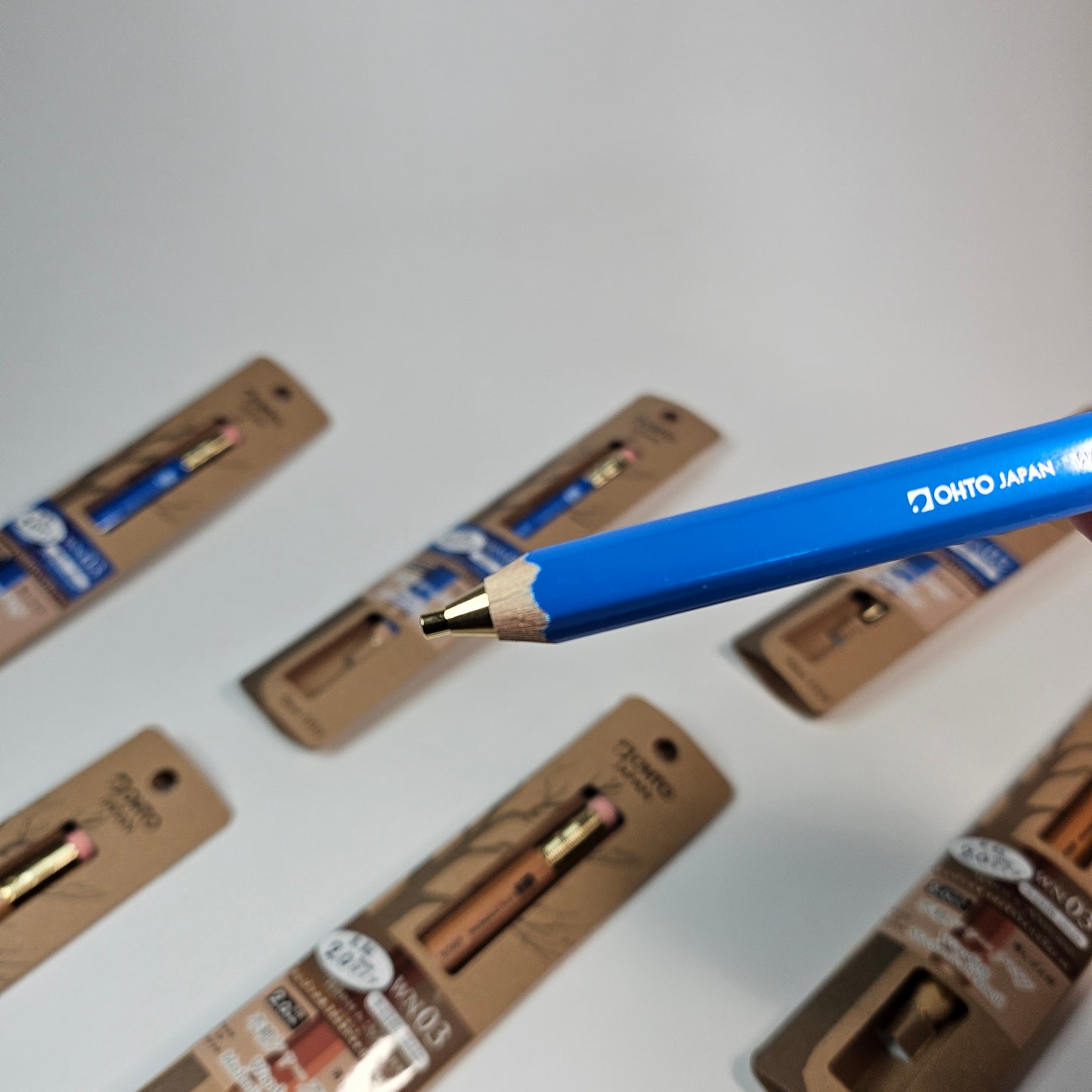OHTO Mechanical pencil with wooden shaft WN03 2.0mm (Blue)