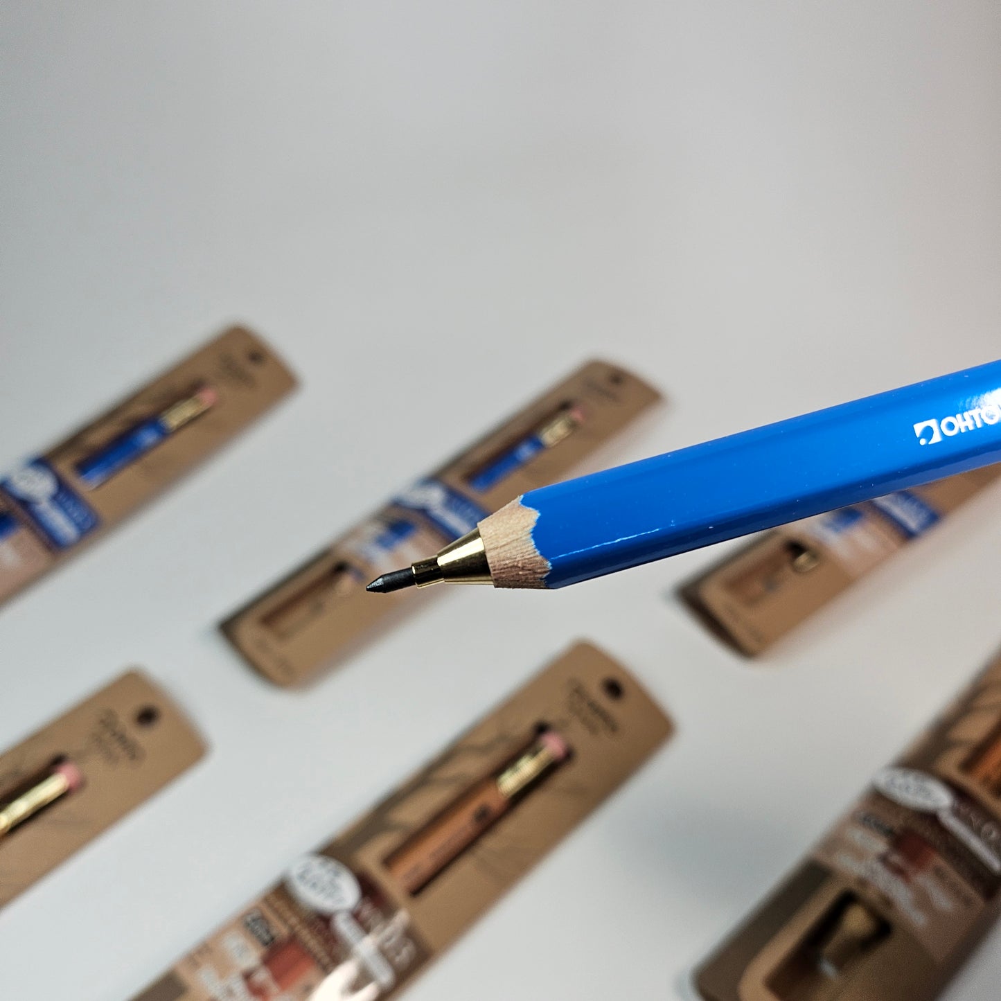 OHTO Mechanical pencil with wooden shaft WN03 2.0mm (Blue)
